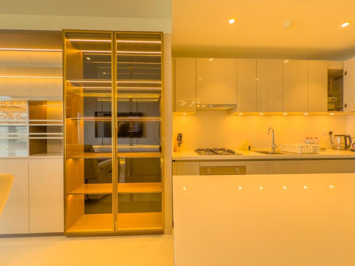 Elegant 2-br With Modern Comfort Apartment