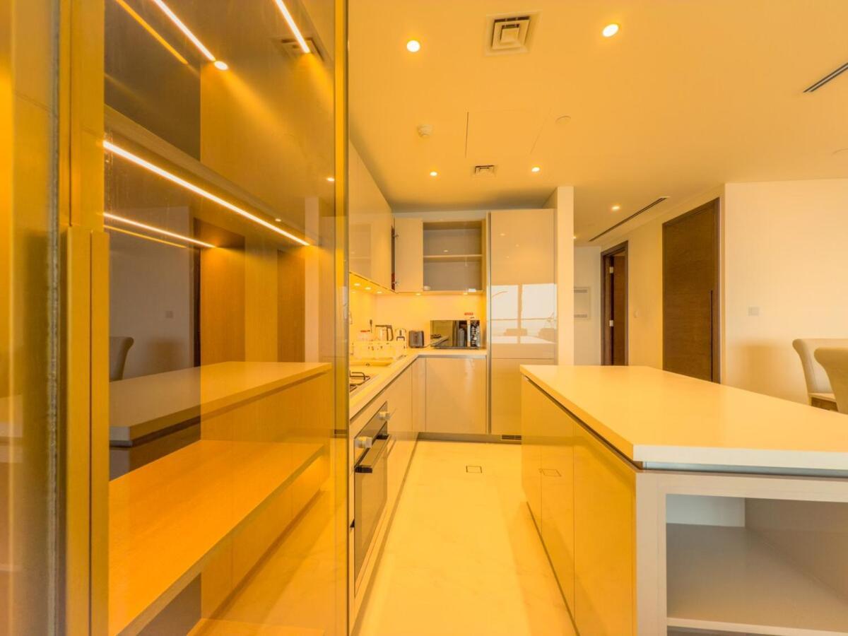 Elegant 2-br With Modern Comfort