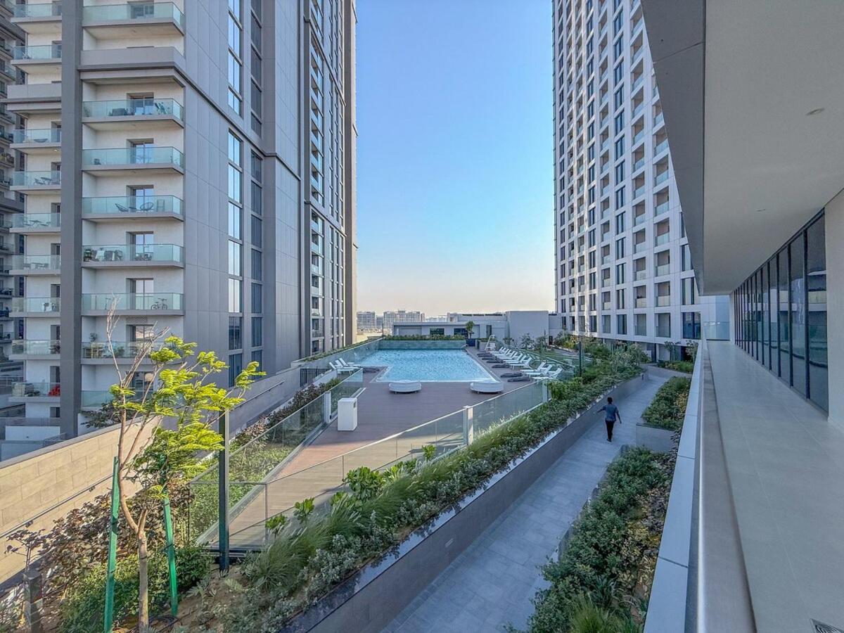 Elegant 2-br With Modern Comfort Apartment