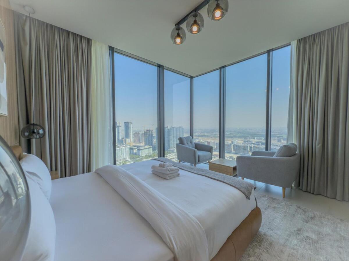 Elegant 2-br With Modern Comfort Dubai