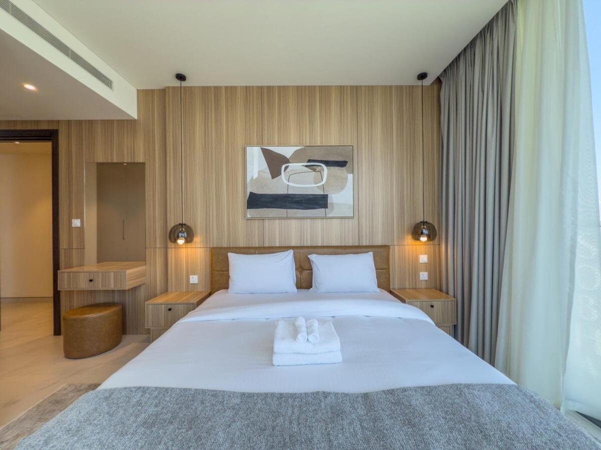 Apartment Elegant 2-br With Modern Comfort