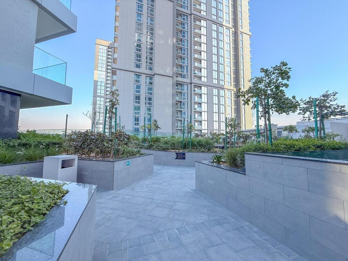 Apartment Elegant 2-br With Modern Comfort